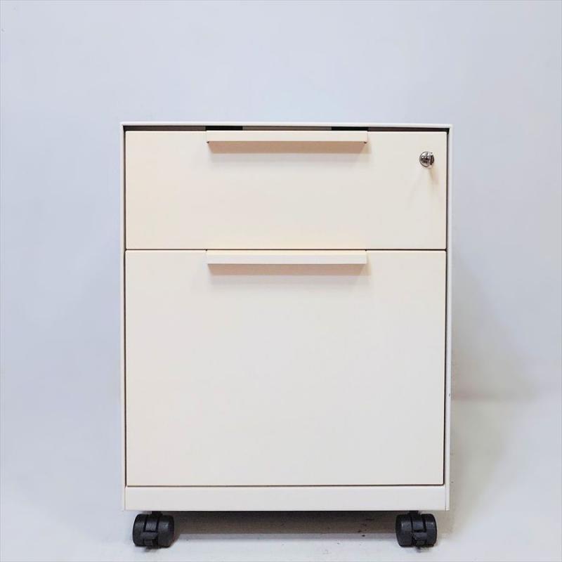アントニオ・チッテリオ デザイン【vitra】ヴィトラ MBEモバイルペデスタル/カギ付 2段引き出し 収納 ワゴン