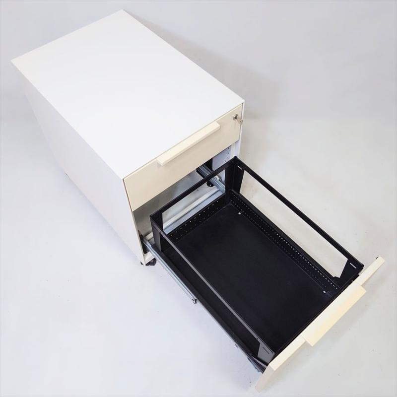 アントニオ・チッテリオ デザイン【vitra】ヴィトラ MBEモバイルペデスタル/カギ付 2段引き出し 収納 ワゴン